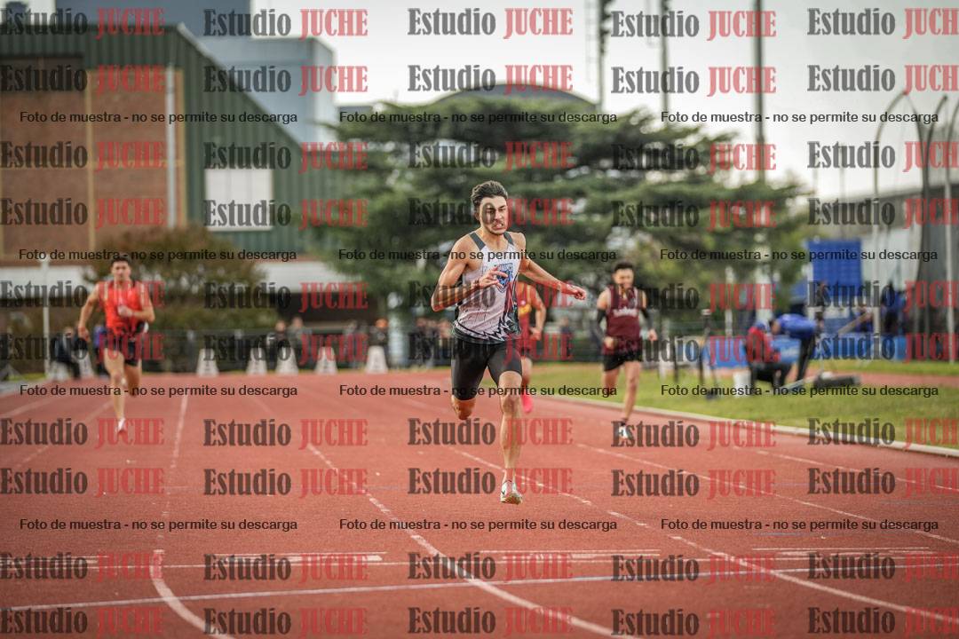 Fotos de los 400 m llanos de varones