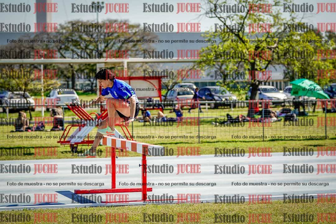 Fotos de los 2000 m con obstáculos de varones