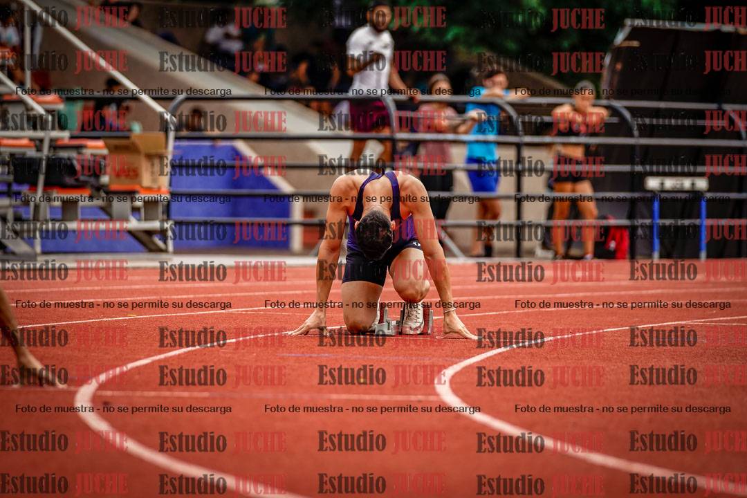 Fotos de los 400 m con vallas de varones