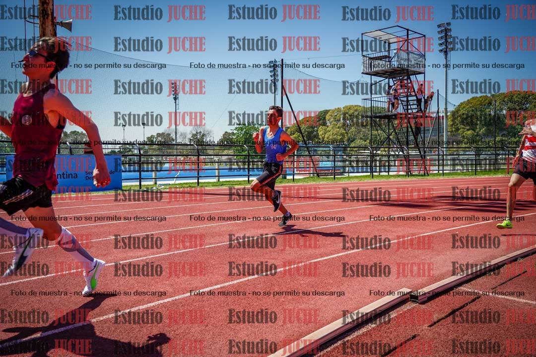 Fotos de los 200 m llanos de varones