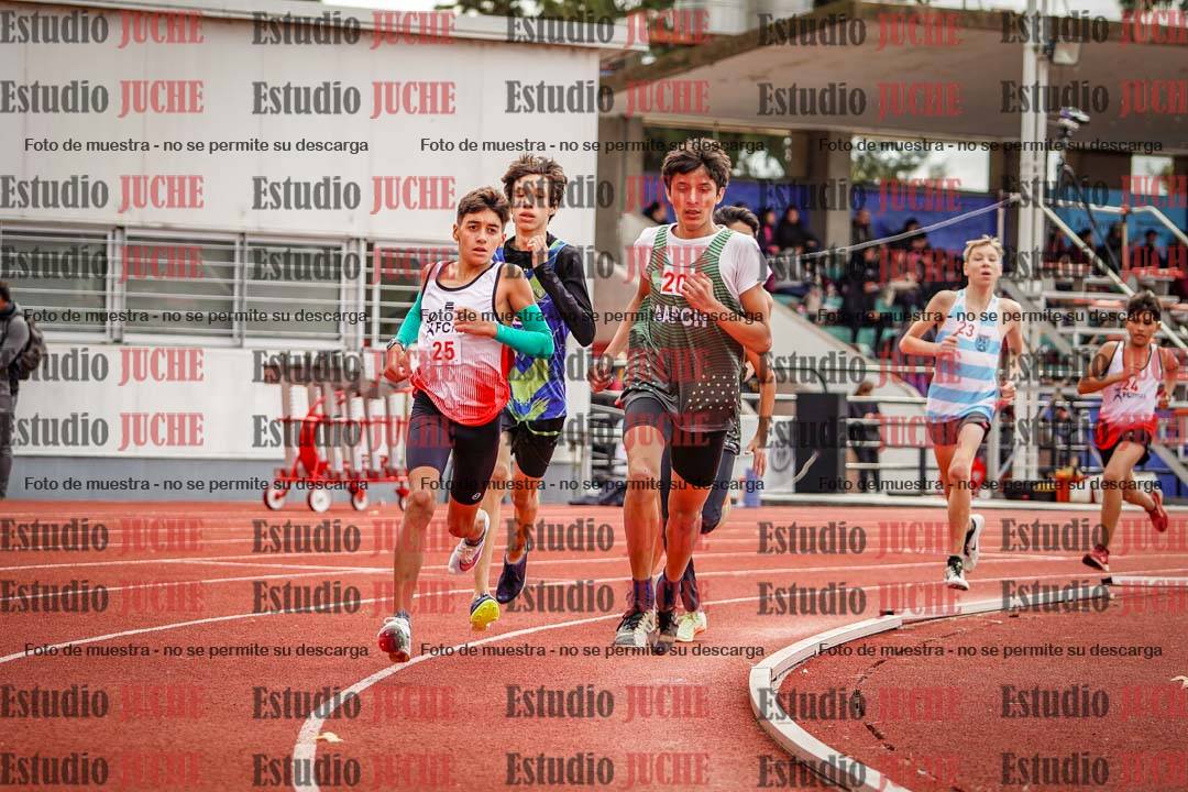Fotos de los 600 m llanos de varones