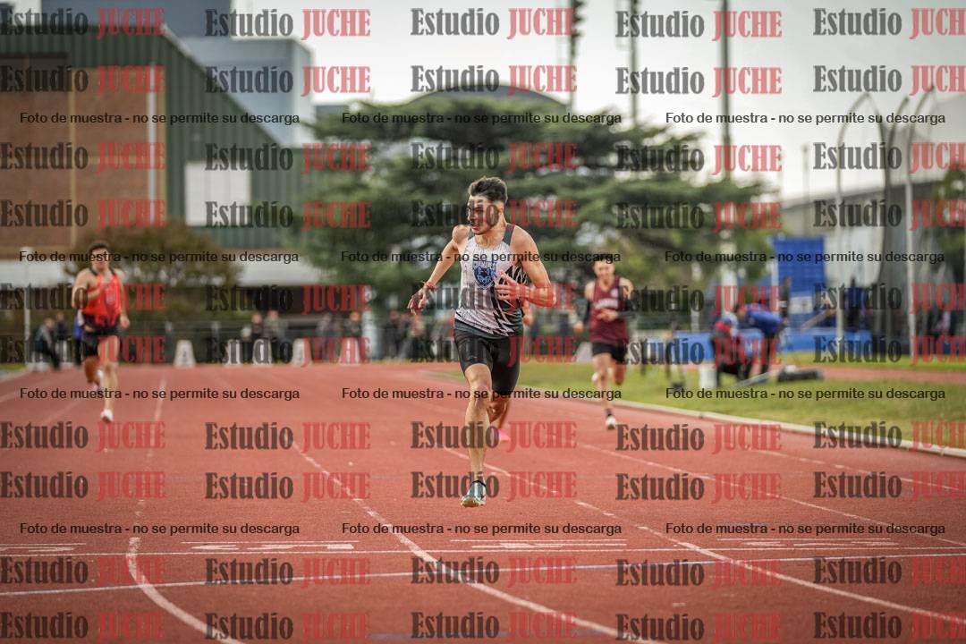 Fotos de los 400 m llanos de varones