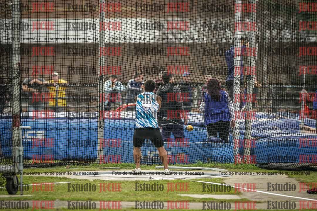 Fotos del lanzamiento de martillo de varones