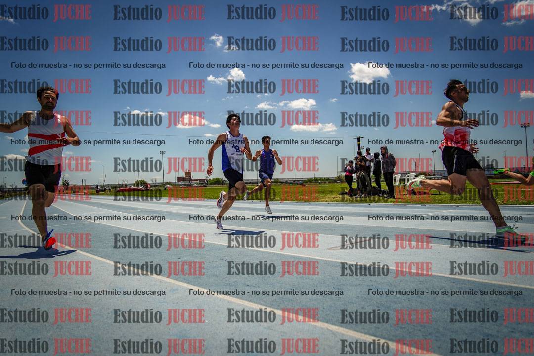 Fotos de los 100 m llanos de varones