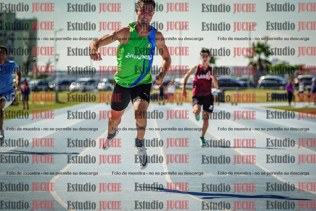 Fotos de los 100 m llanos de varones