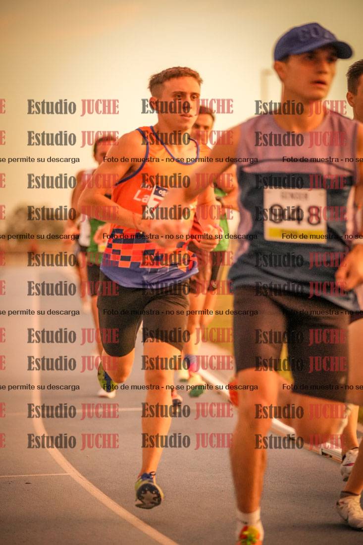 Fotos de los 3000 m llanos de varones