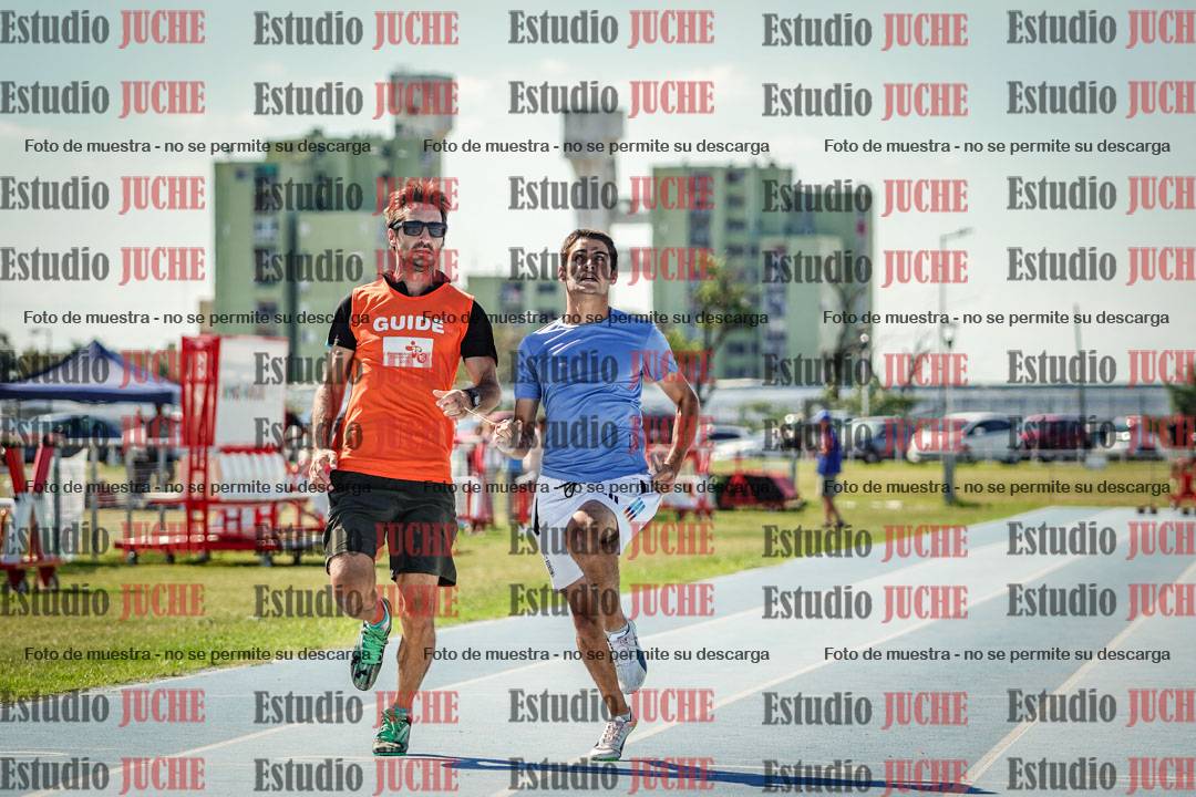 Fotos de los 100 m llanos de varones