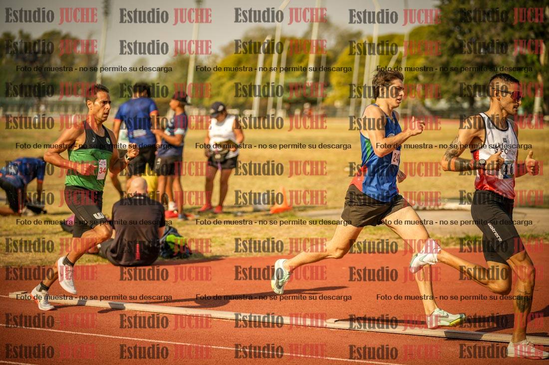 Fotos de los 1500 m llanos de varones