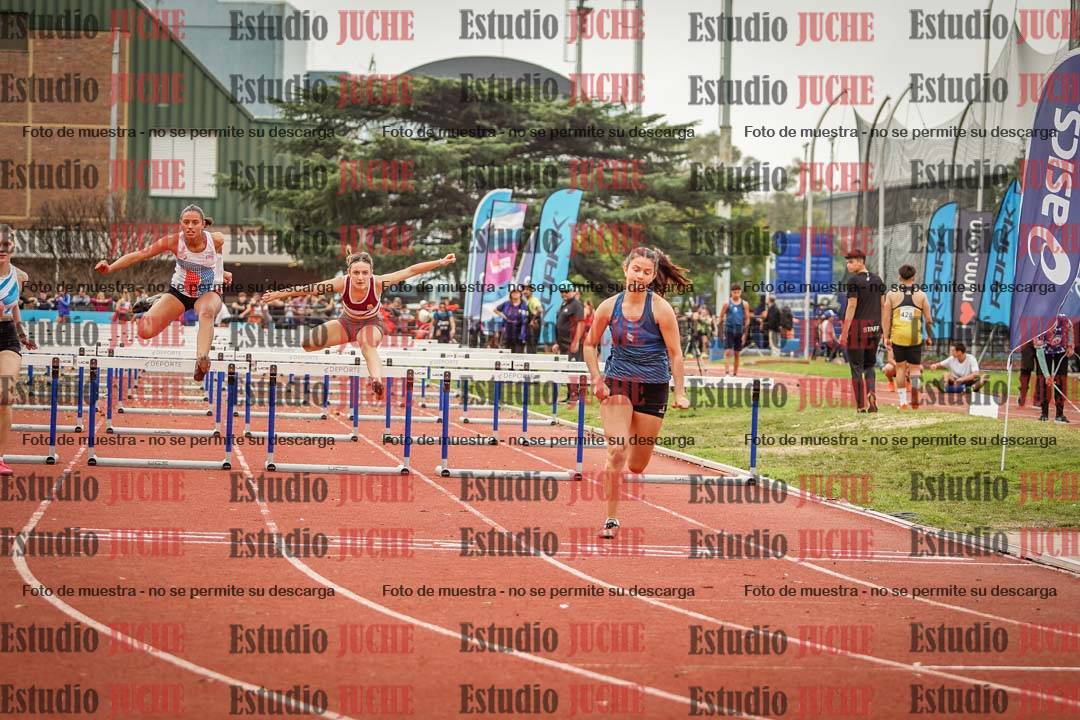 Fotos de los 100 m con vallas de mujeres - heptatlón 1