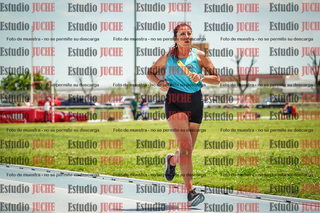 Fotos de las llegadas de los relevos 20' para running teams - serie 1