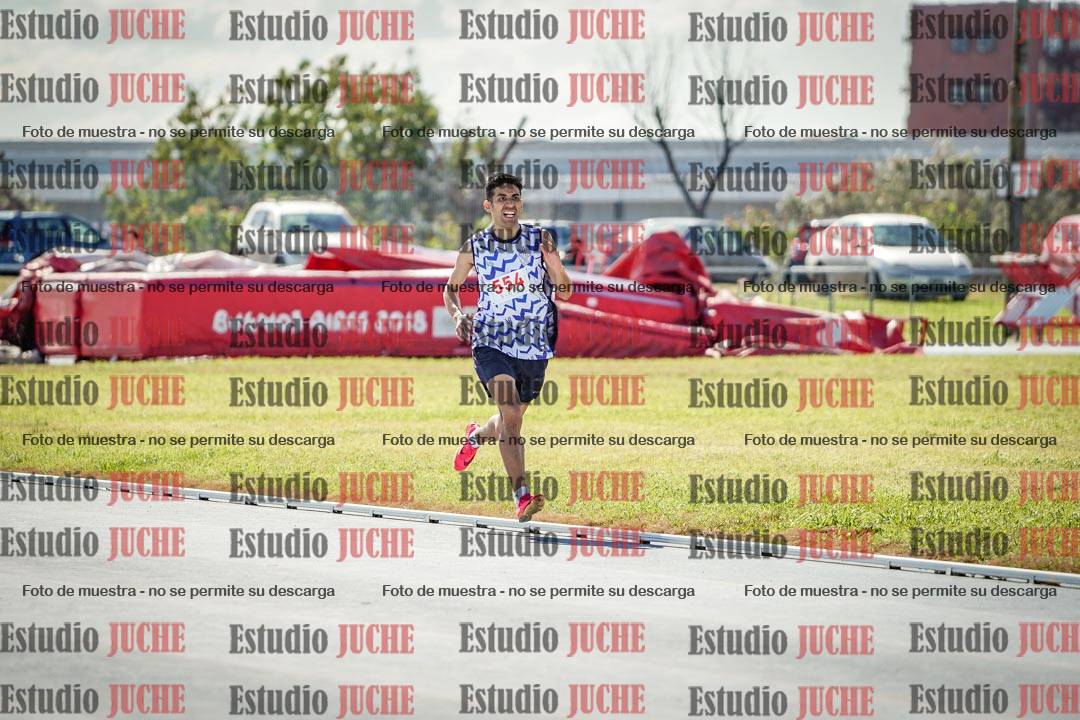 Fotos de los 800 m llanos de varones