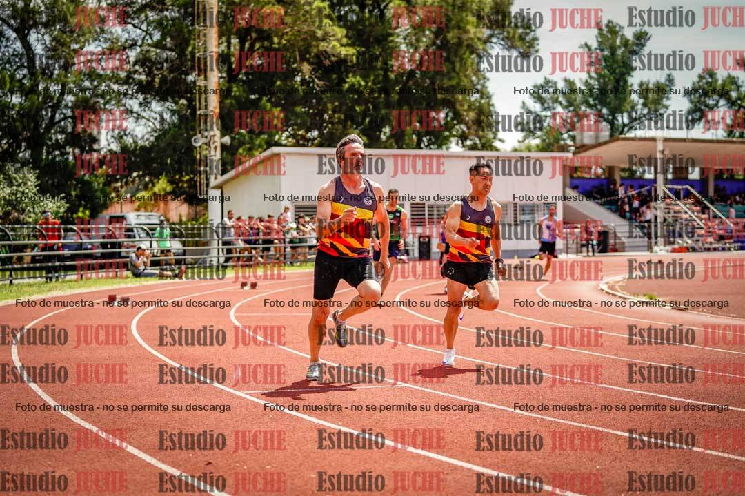 Fotos de los 400 m llanos de varones