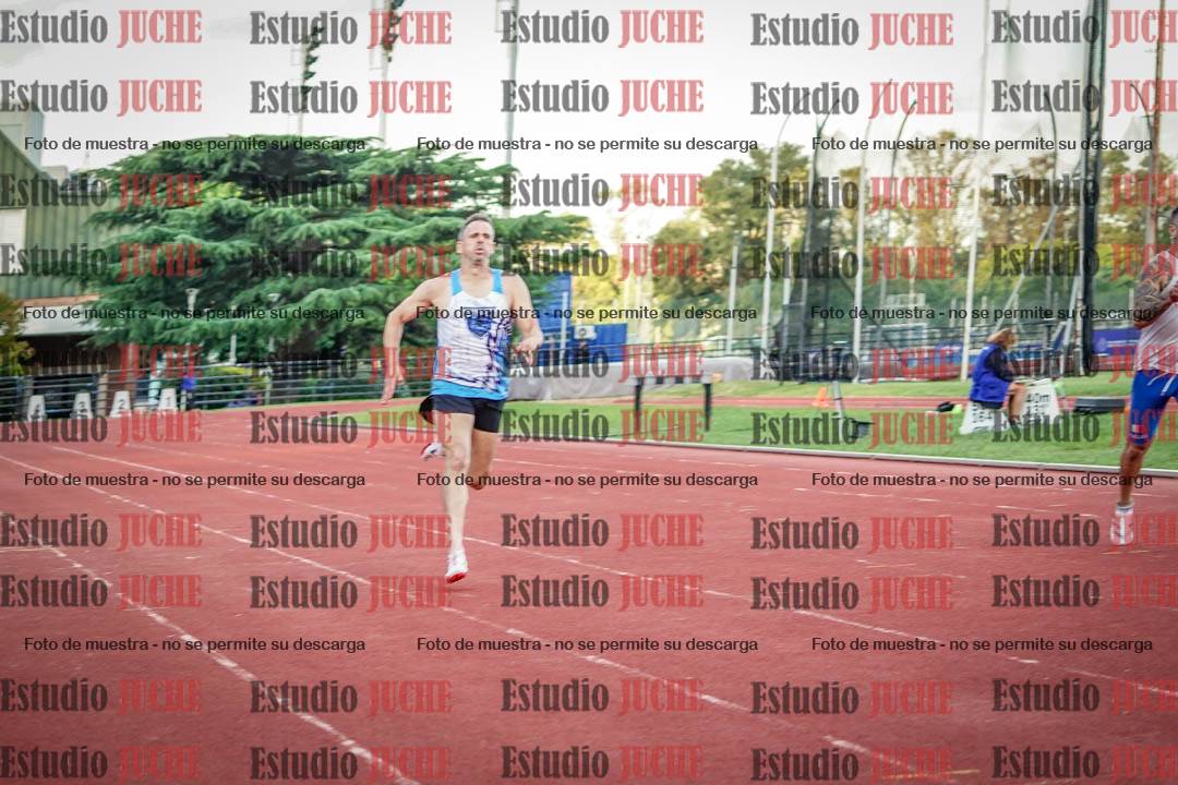 Fotos de los 400 m llanos de varones
