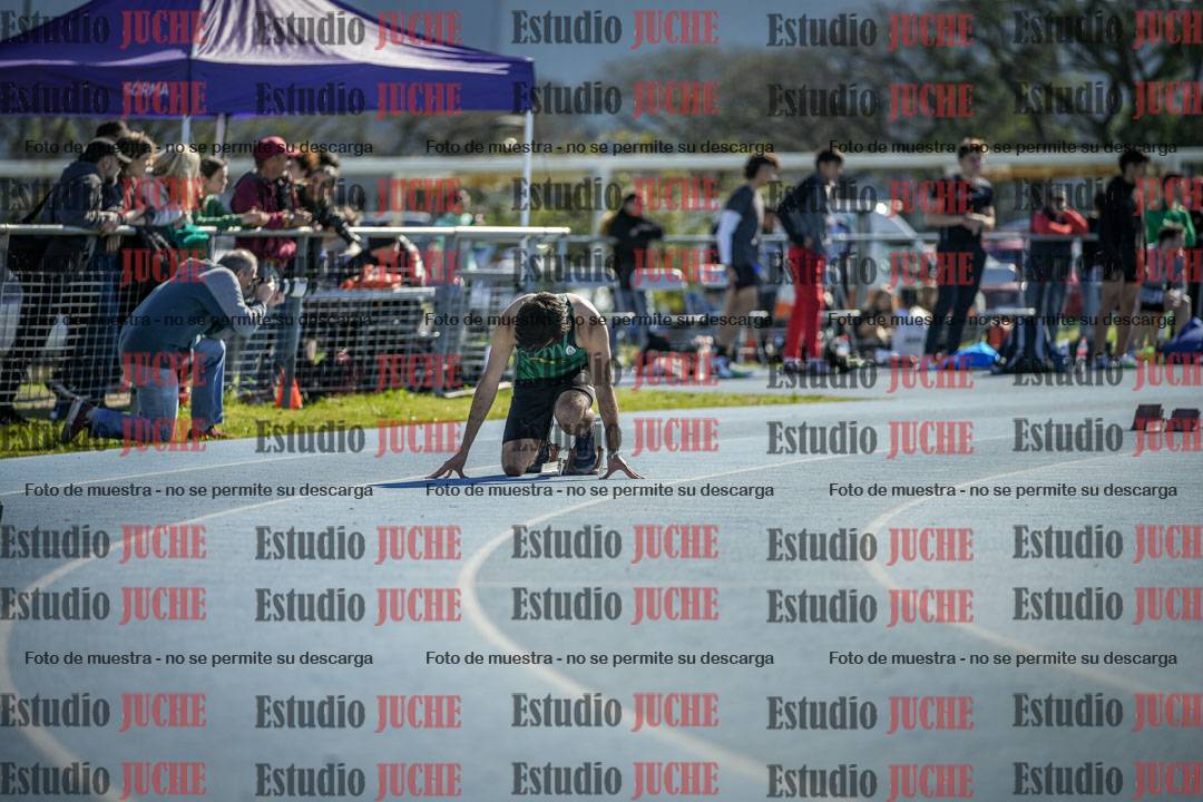 Fotos de los 400 m llanos de varones