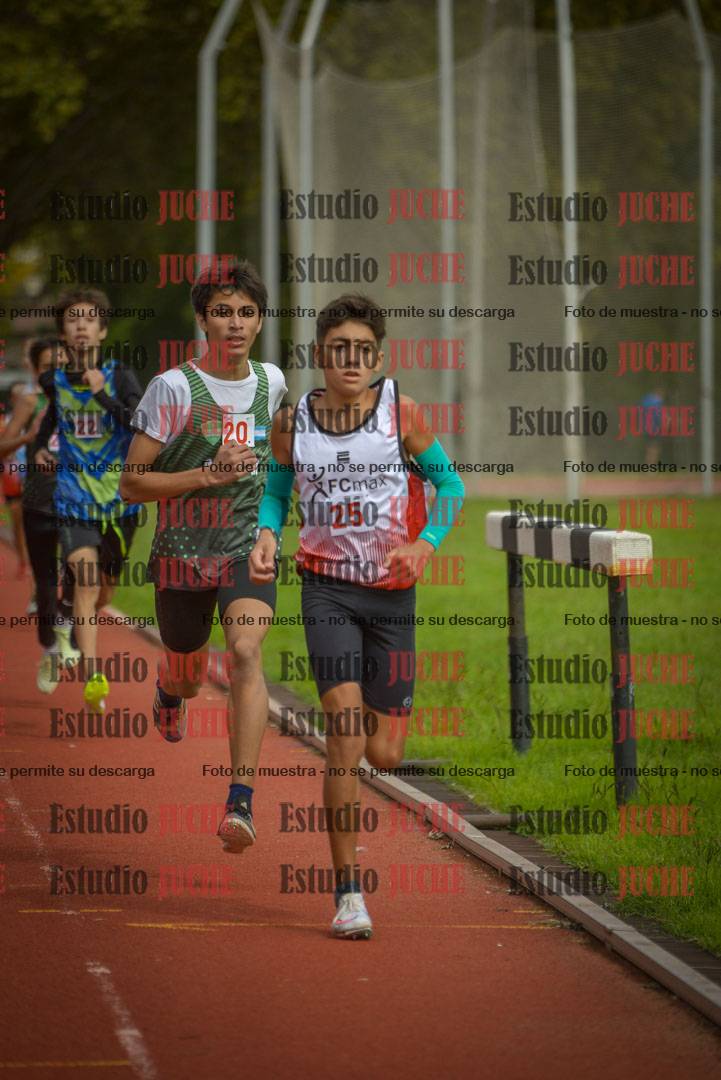 Fotos de los 600 m llanos de varones