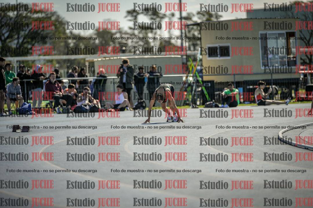 Fotos de los 400 m llanos de varones