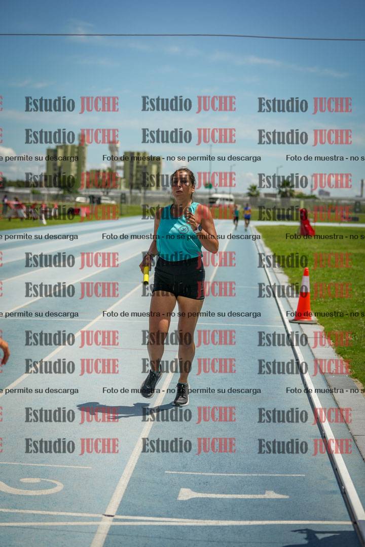 Fotos de las llegadas de los relevos 20' para running teams - serie 1