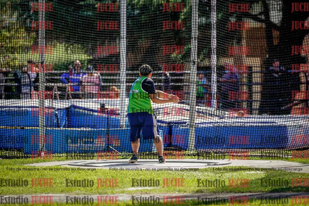 Fotos del lanzamiento de martillo de varones