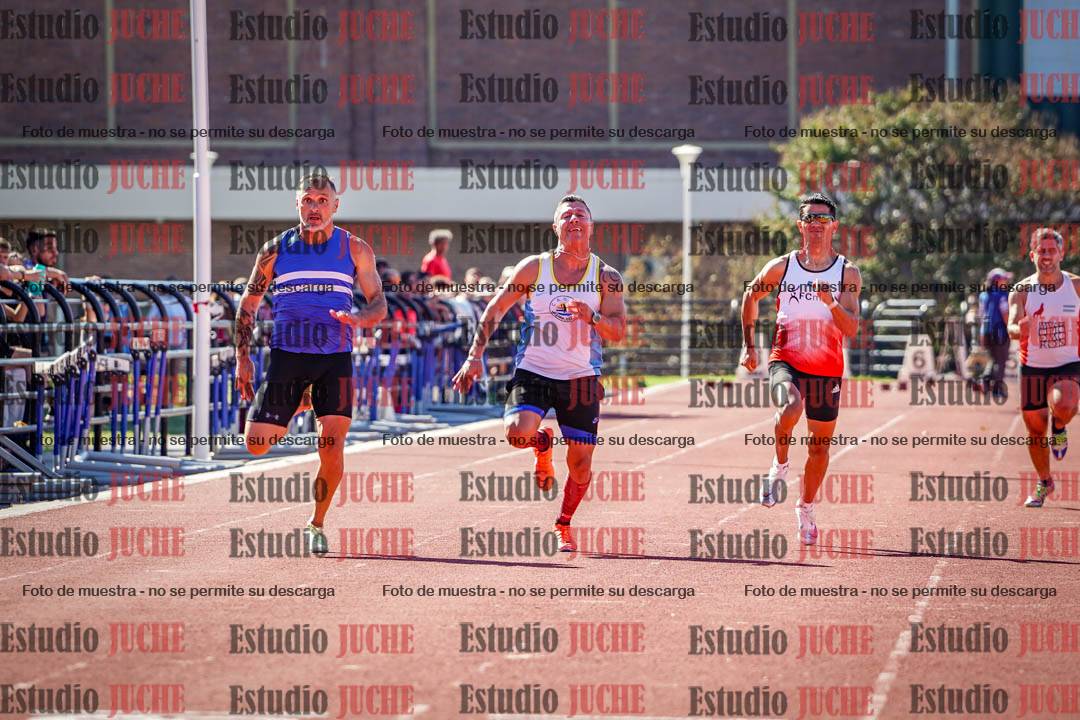 Fotos de los 100 m llanos de varones