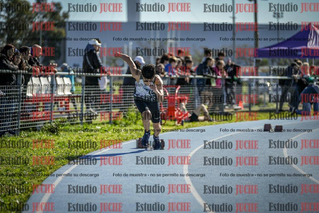 Fotos de los 400 m llanos de varones