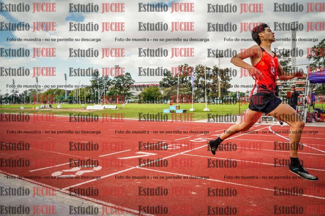 Fotos de los 400 m llanos de varones
