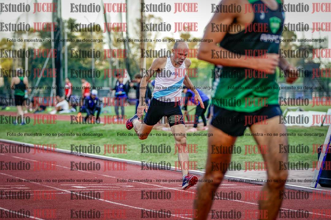 Fotos de los 400 m llanos de varones