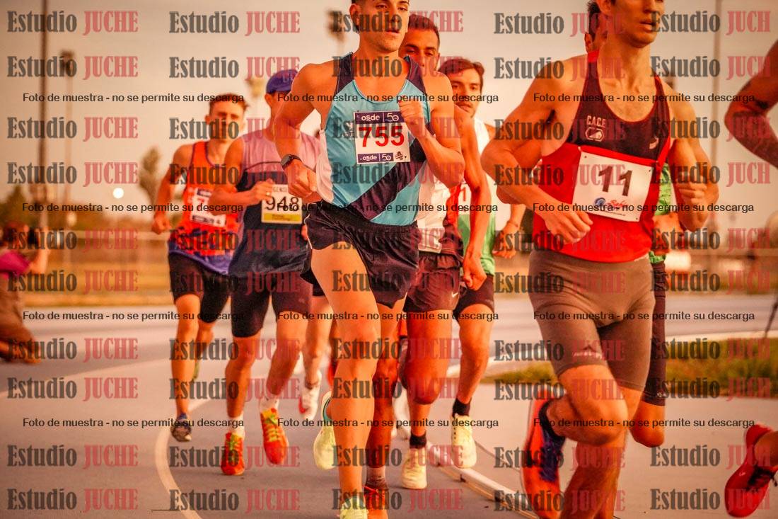 Fotos de los 3000 m llanos de varones