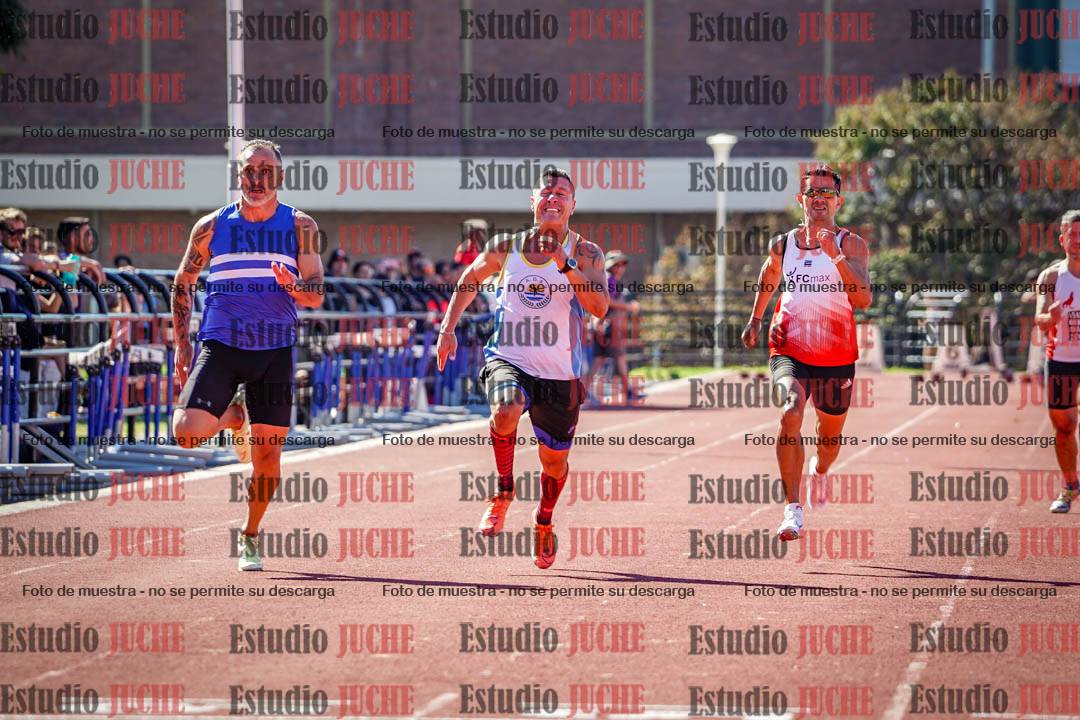 Fotos de los 100 m llanos de varones