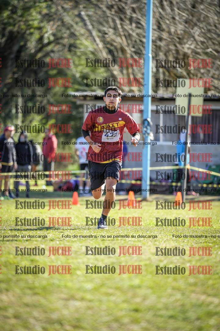 Fotos de la llegada del cross de 2000 m