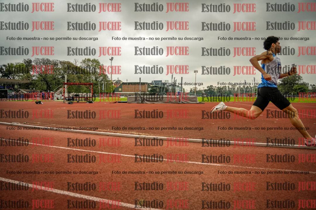 Fotos de los 800 m llanos de varones
