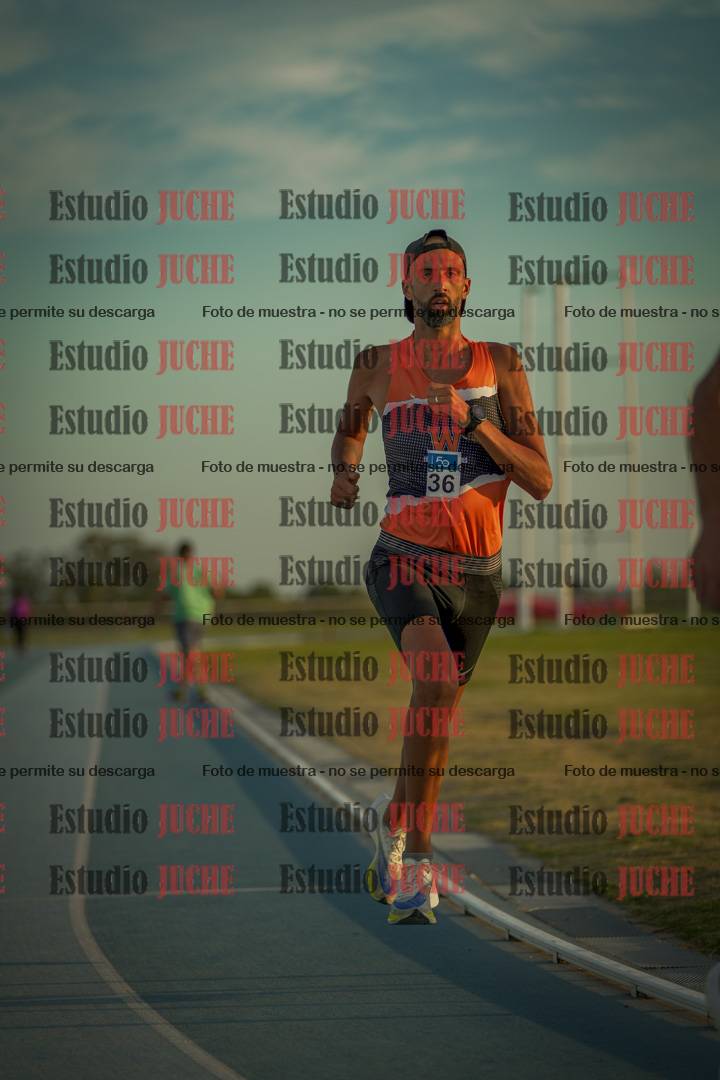 Fotos de los 3000 m llanos de varones