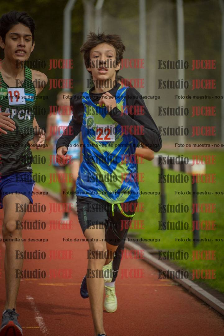 Fotos de los 600 m llanos de varones
