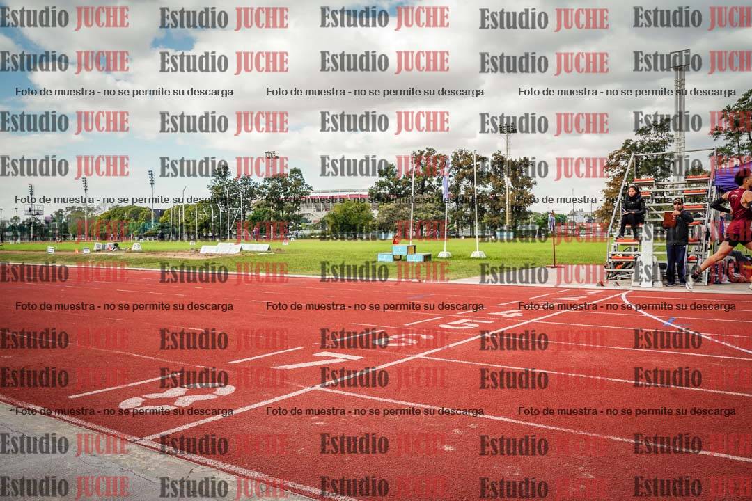 Fotos de los 400 m llanos de varones