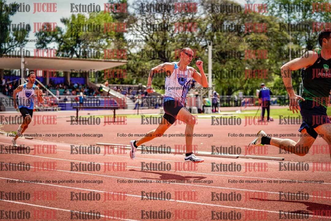 Fotos de los 400 m llanos de varones
