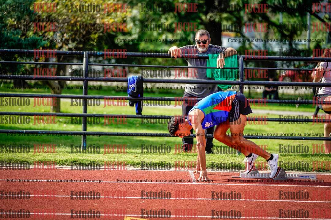 Fotos de los 200 m llanos de varones