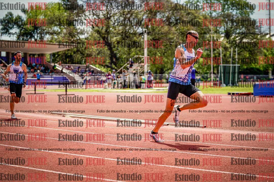 Fotos de los 400 m llanos de varones