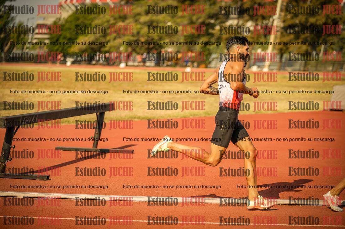 Fotos de los 1500 m llanos de varones