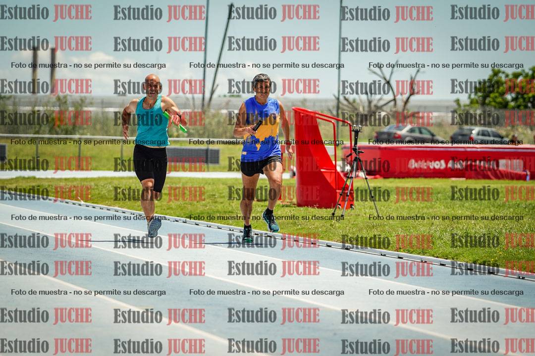 Fotos de las llegadas de los relevos 20' para running teams - serie 1