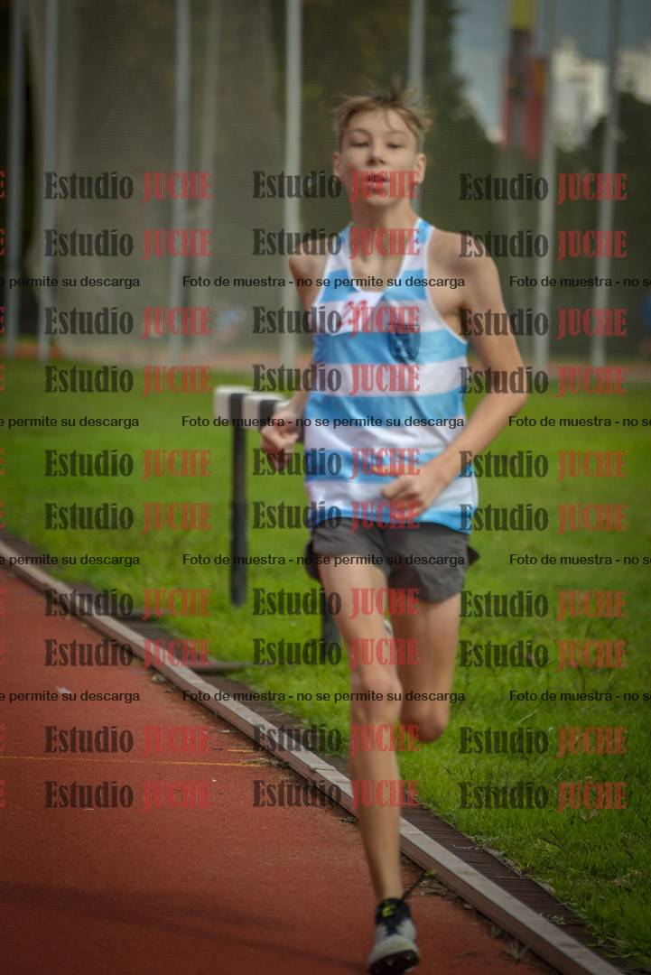 Fotos de los 600 m llanos de varones