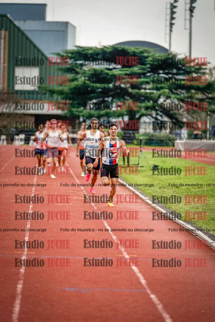 Fotos de los 800 m llanos de varones