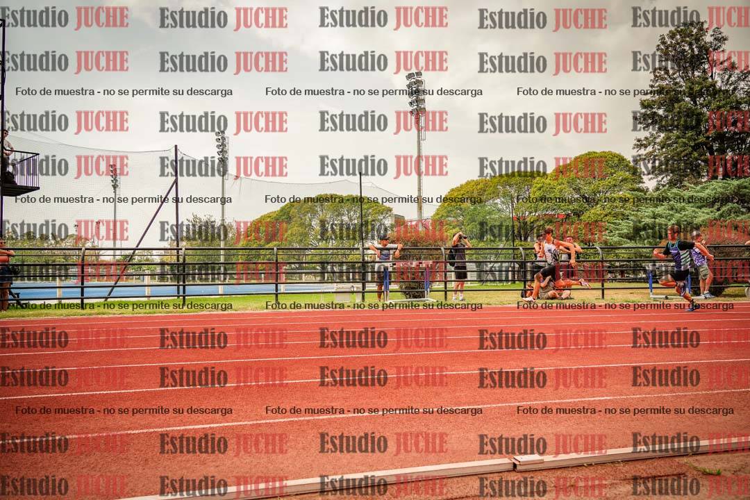 Fotos de los 200 m llanos de varones
