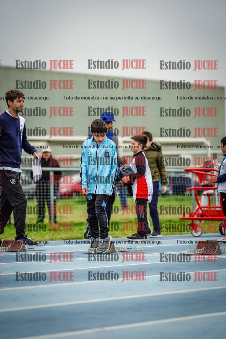 Fotos de los 50 m llanos de varones - U12
