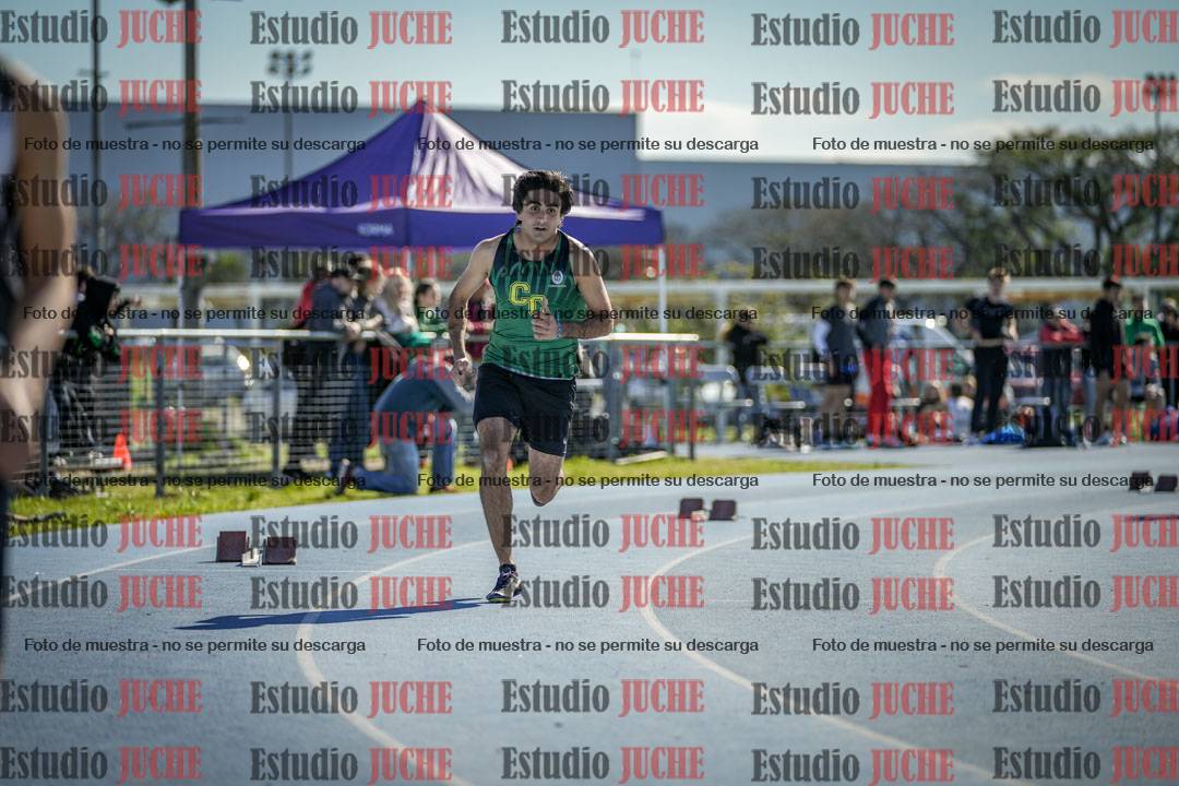 Fotos de los 400 m llanos de varones
