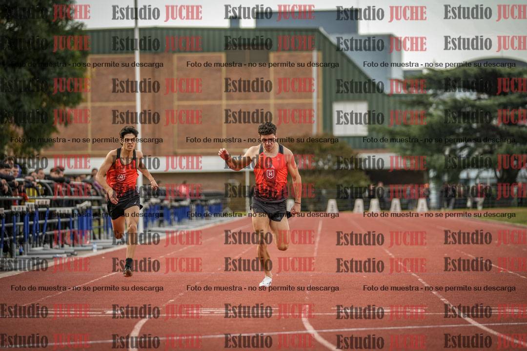 Fotos de los 400 m llanos de varones
