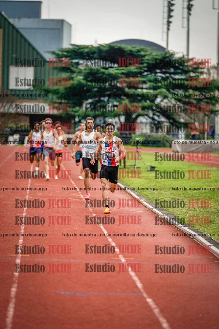 Fotos de los 800 m llanos de varones