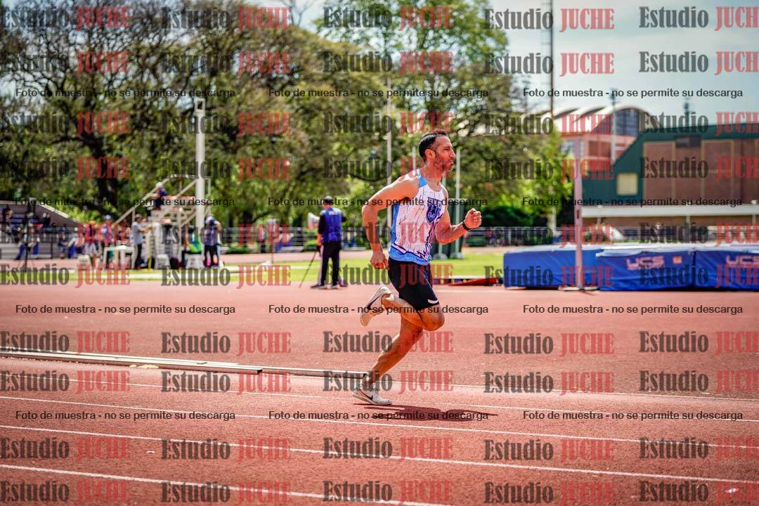 Fotos de los 400 m llanos de varones