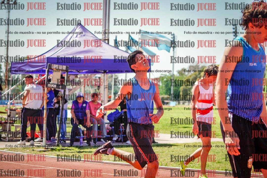 Fotos de los 200 m llanos de varones