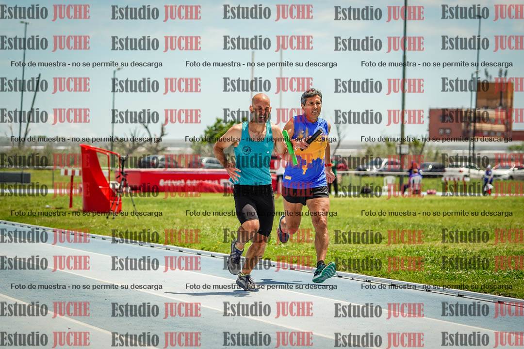 Fotos de las llegadas de los relevos 20' para running teams - serie 1
