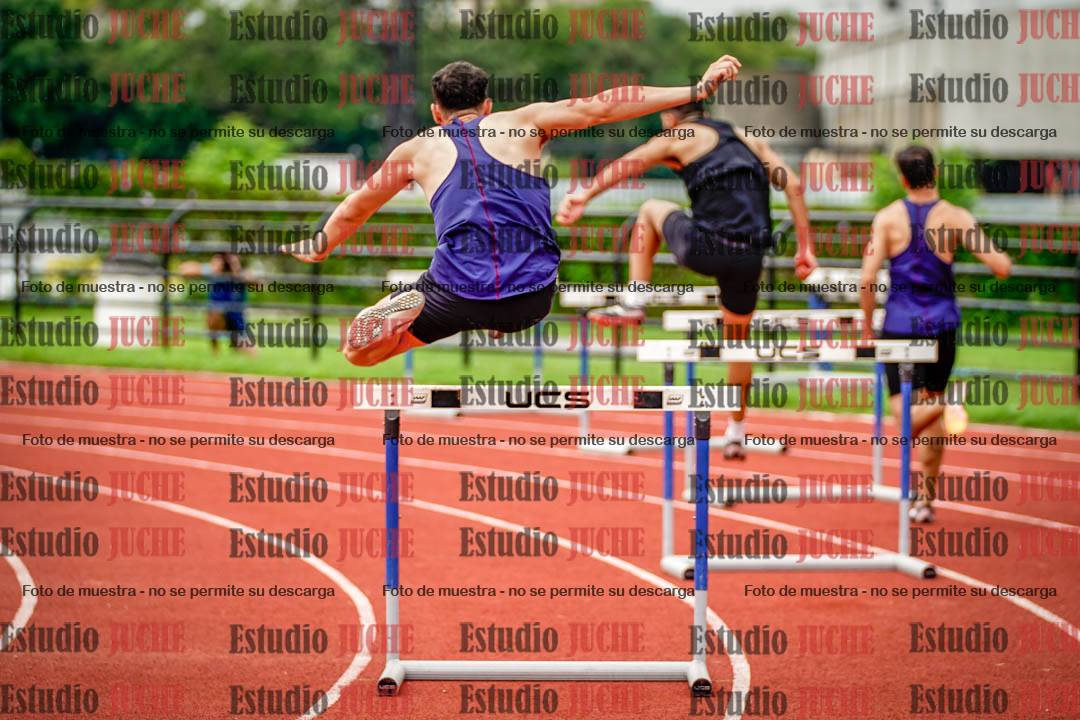 Fotos de los 400 m con vallas de varones