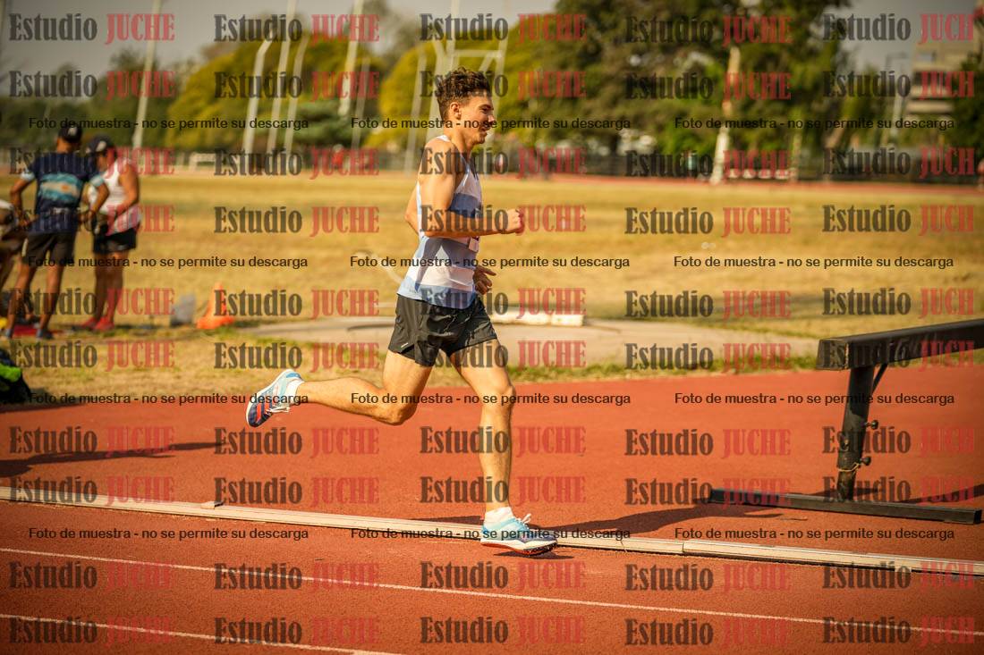 Fotos de los 1500 m llanos de varones